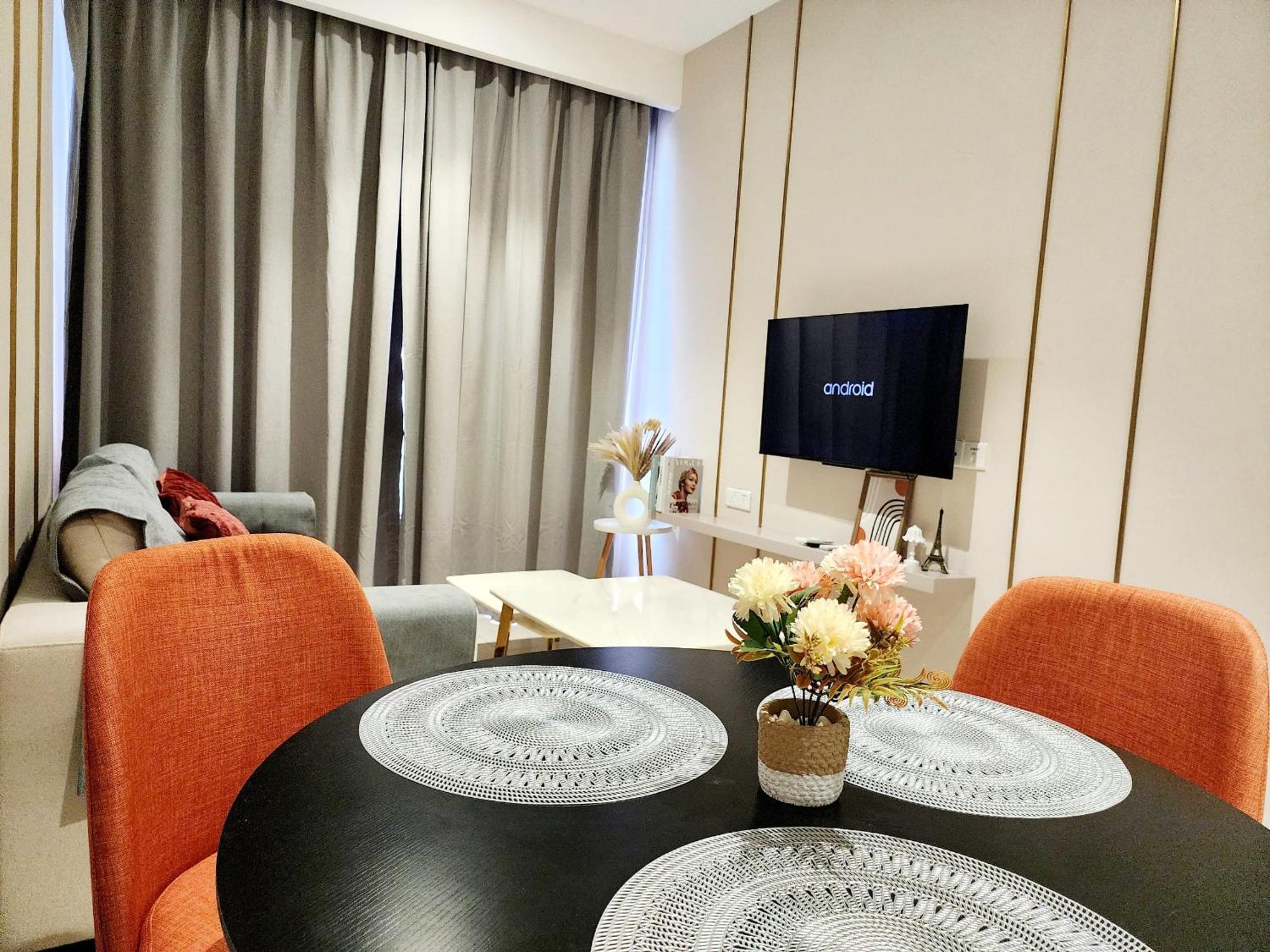 Apartment Luxury Doubletree Hill10 At I-city , Free Parking H2901