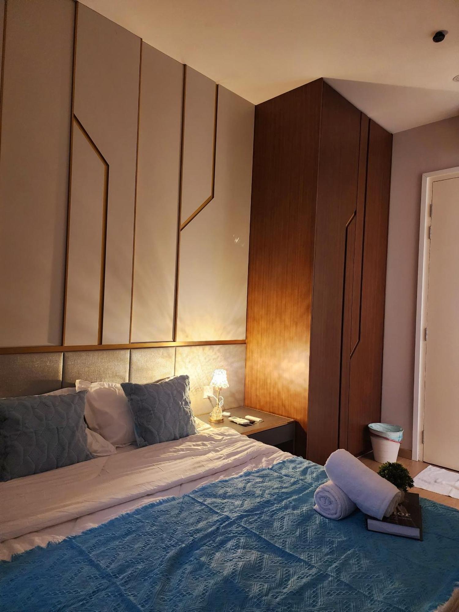 Apartment Luxury Doubletree Hill10 At I-city , Free Parking H2901